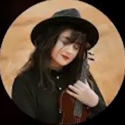 I am Sahara Bell, violinist, music instructor, and music lover. 